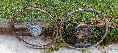 due coppie di cerchi piaggio ciao 