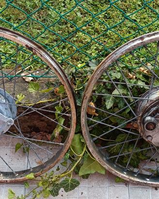 due coppie di cerchi piaggio ciao 