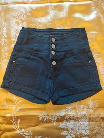 Shorts Terranova