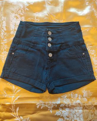 Shorts Terranova