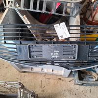 griglia toyota yaris hybrid 