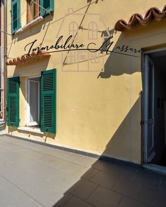 Appartamento di 94 m² con più di 5 locali e posto 