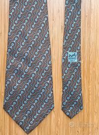 cravatta originale del prestigioso marchio Hermes 