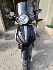 Piaggio beverly 400