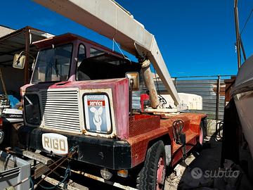 Gru sollevamento Rigo