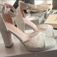 Sandali bianchi con tacco