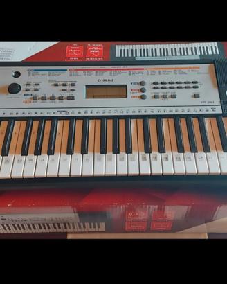 Tastiera Yamaha YPT-260
