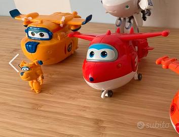 Super Wings- Robots Transformables