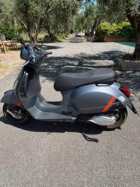 Vespa gts 300 sport