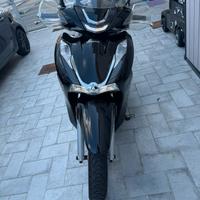 Honda sh 350