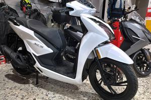 Tnt Altro XCS 125 SCOOTER