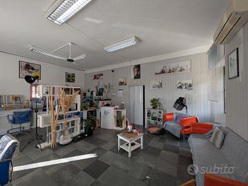 Locale commerciale a Carbonia