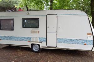 Roulotte Adria 5107 DK