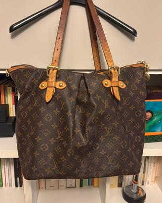 borsa Luis Vuitton modello Palermo 
