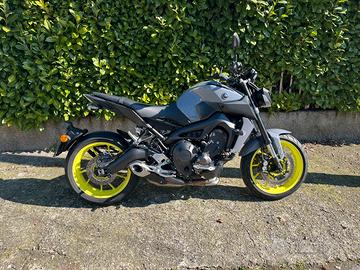 Yamaha mt-09