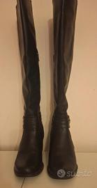 Stivali al ginocchio. Catwalk 