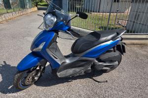 Piaggio Beverly 350 sport touring