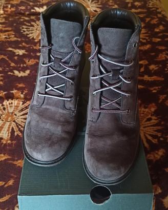 Boots Timberland, marrone scuro, n. 38