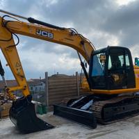 Escavatore JCB JS130