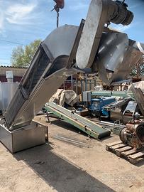 Nastro trasportatore in acciaio a tazze