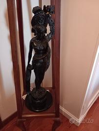 Statua indiana e orientale