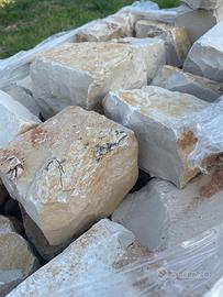 Blocchetti in pietra