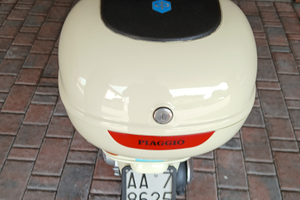 Piaggio vespa et 4