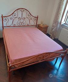 Antico letto in Ferro battuto