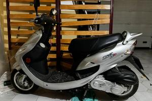 scooter immacolato