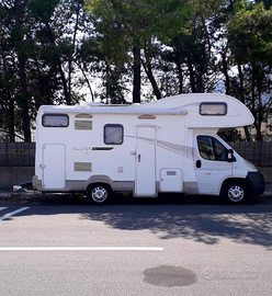 "Camper mansardato Elliot 5" 2014