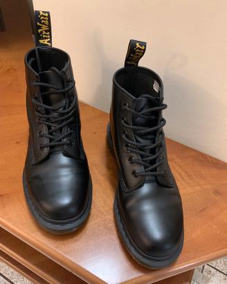 DOTTOR MARTENS