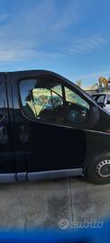 RENAULT TRAFIC 2006 - PORTA ANTERIORE DESTRO