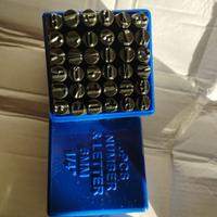 Punzoni alfanumerici