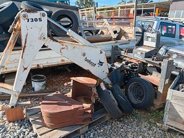 Retroescavatore usato Marca Bobcat 730S