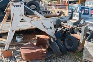 Retroescavatore usato Marca Bobcat 730S