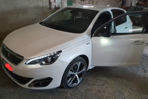 Peugeot 308 Gt Line BlueHdi