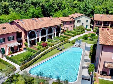 4 LOCALI A COSTERMANO