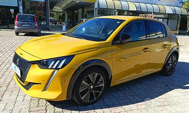 PEUGEOT 208 GT PACK BLUEDI 100 S&S