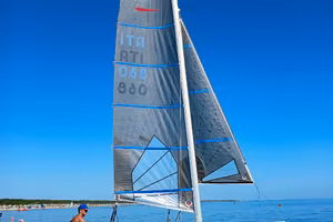 Catamarano DART 18