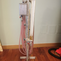 Livella ad acqua per massettisti autolivellanti