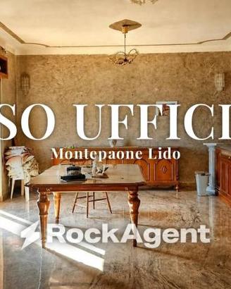 Immobile di 278 m² con più di 5 locali a Montepaon