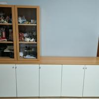 Mobile sala con vetrina 