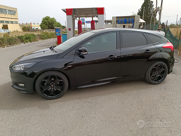 Ford Focus st line