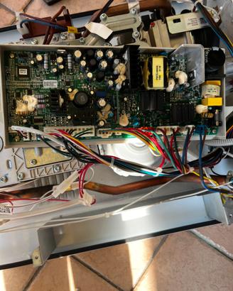 Scheda elettronica scaldabagno Vaillant OutsideMAG