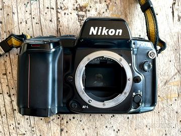 Nikon F90X