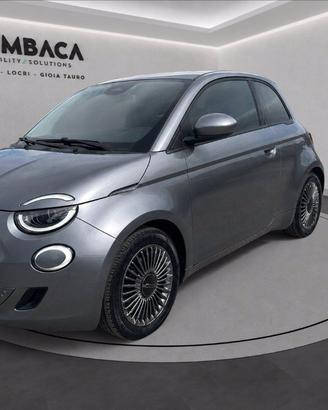 FIAT 500e 42 kWh Icon +