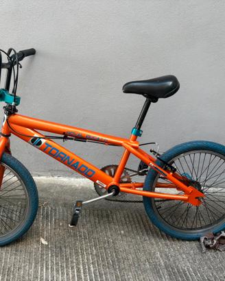 Bmx Tornado Royal Bugatti