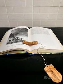 Segnalibro e Reggilibro libro accessori in ulivo