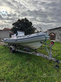 Gommone con Evinrude 40