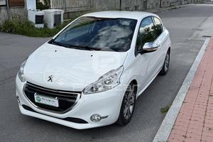 PEUGEOT 208 1° serie 1.4 HDi 68 CV 3 porte Allure